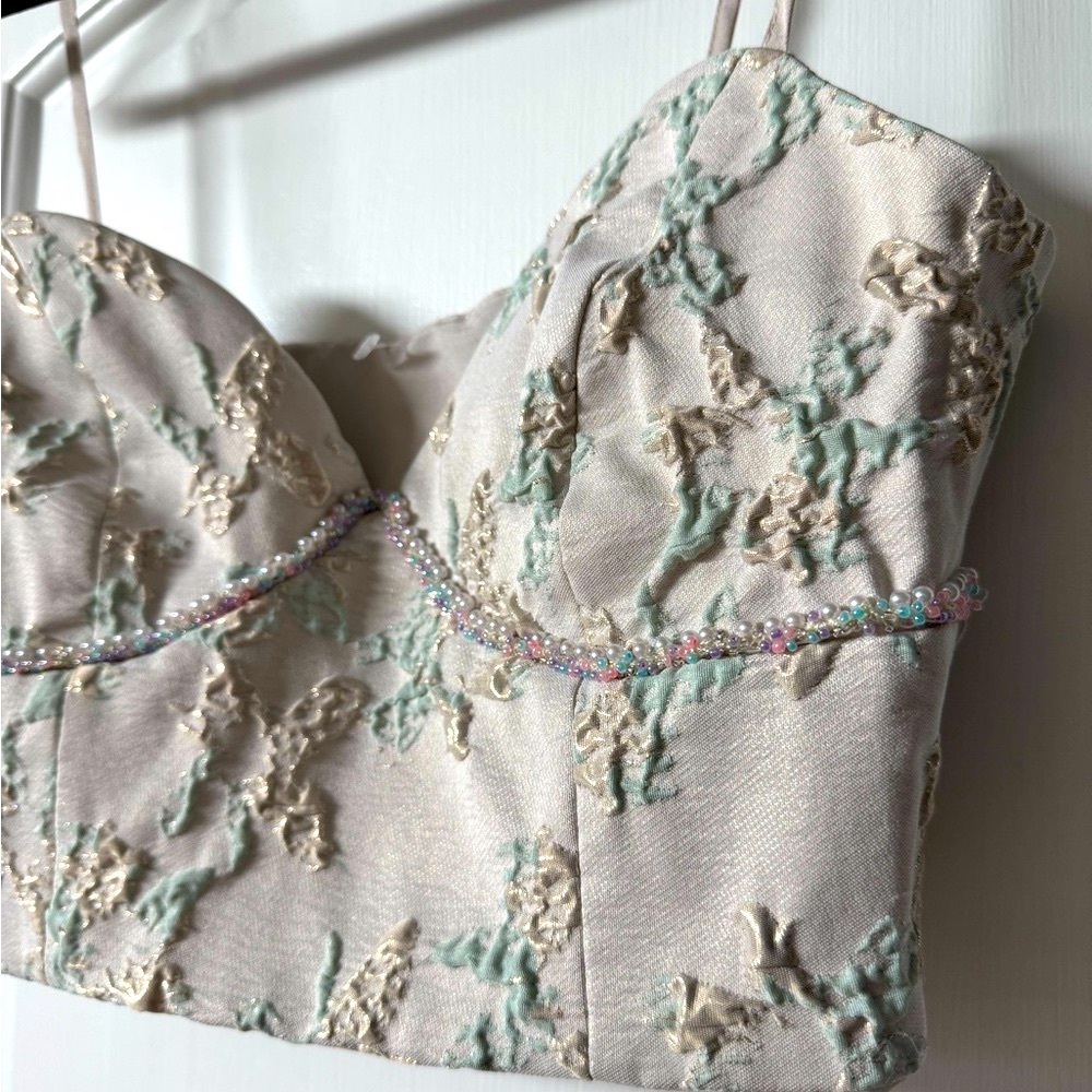 ChicYou Elegant Mermaid Crop Top - Picture 3 of 5